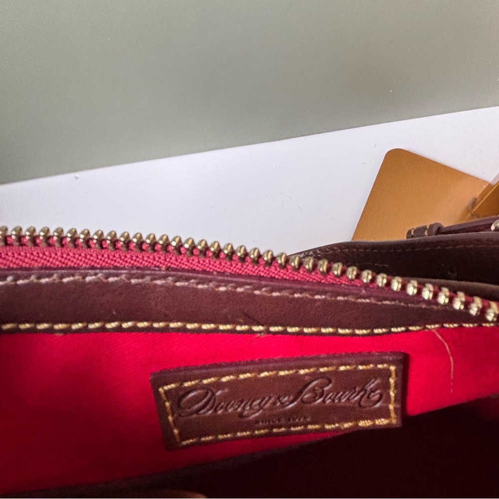 DOONEY & BOURKE Lucy all Florentine Leather RARE Bag - Picture 6 of 9